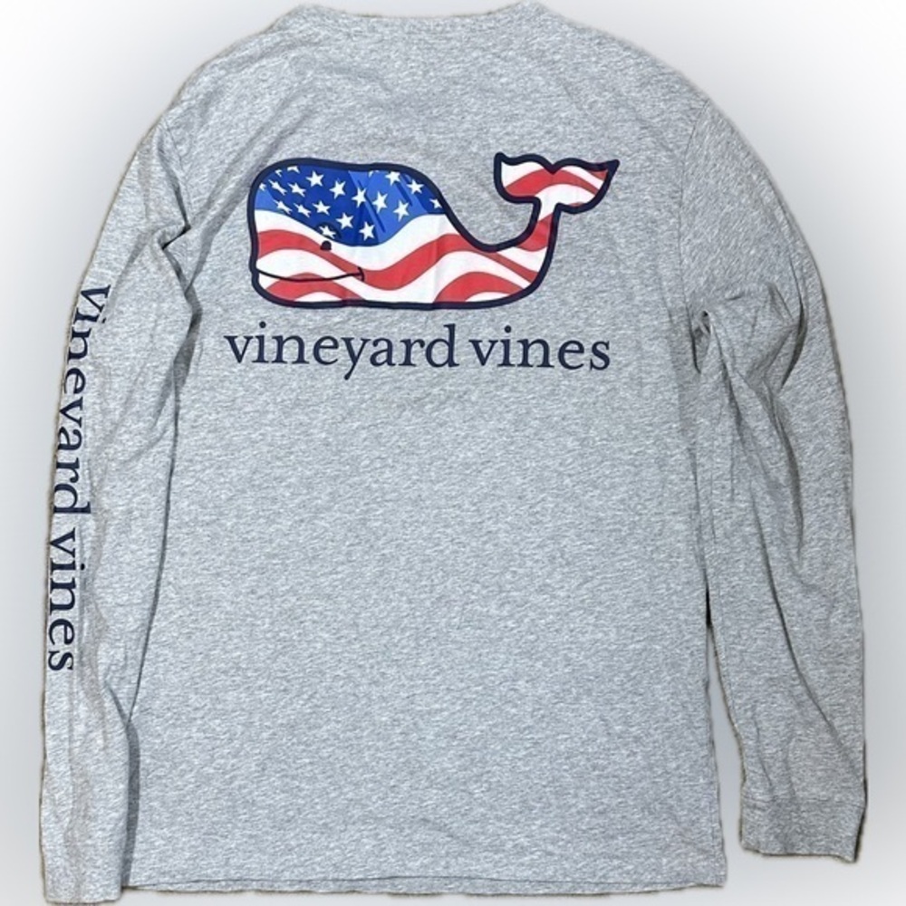 Vineyard Vines Men's Flag Whale Long-Sleeve Pocket Tee. Small. Unisex. Preowned